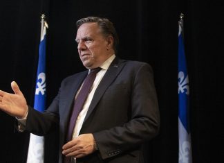 COVID-19 Canada : Une soirée karaoké associée à une hausse importante COVID-19 Canada : Une soirée karaoké associée à une hausse importante