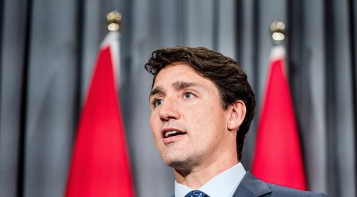 Libéraux et conservateurs à égalité dans les intentions de vote (détail) Libéraux et conservateurs à égalité dans les intentions de vote (détail)