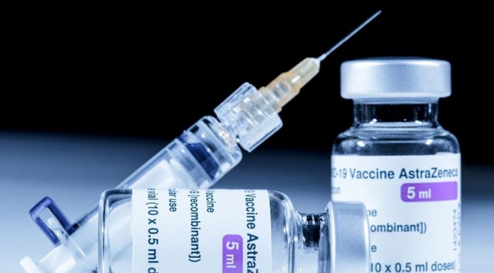 Clic Santé : Confusion autour de la deuxième dose du vaccin Astrazeneca Clic Santé : Confusion autour de la deuxième dose du vaccin Astrazeneca