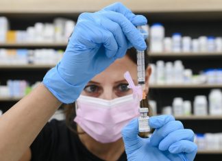 Clic-Santé : Mise sur pause des rendez-vous due à un retard de livraison des vaccins Pfizer Clic-Santé : Mise sur pause des rendez-vous due à un retard de livraison des vaccins Pfizer