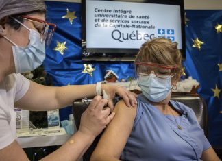 Clic Santé : Prendre rendez-vous ou pour devancer sa 2e dose par téléphone Clic Santé : Prendre rendez-vous ou pour devancer sa 2e dose par téléphone