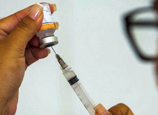 Coronavirus: Ceux qui ont reçu une première dose d’AstraZeneca pourront recevoir leur 2e dose plus tôt Coronavirus: Ceux qui ont reçu une première dose d'AstraZeneca pourront recevoir leur 2e dose plus tôt