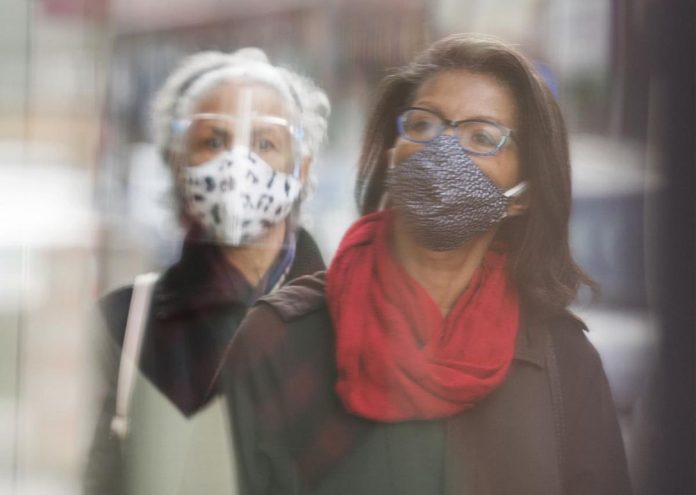 Québec : Le masque devrait demeurer obligatoire après le 15 avril
