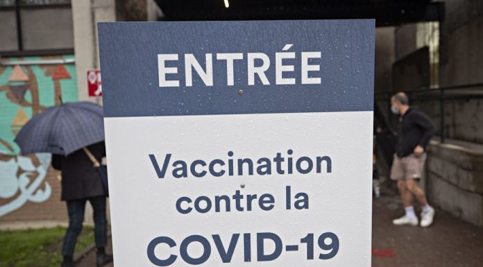 Clic santé : les 12-17 ans pourront prendre rendez-vous pour la troisième dose Clic santé : les 12-17 ans pourront prendre rendez-vous pour la troisième dose