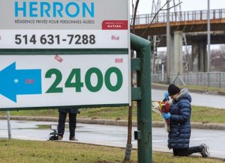 Covid: Une infirmière auxiliaire dépeint le chaos au CHSLD Herron Covid: Une infirmière auxiliaire dépeint le chaos au CHSLD Herron
