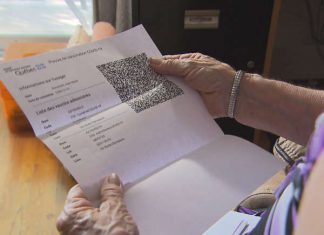 La preuve de vaccination contre la COVID-19 disponible en format carte La preuve de vaccination contre la COVID-19 disponible en format carte