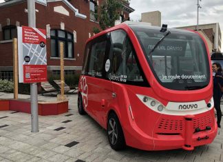 Projet pilote : des navettes autonomes mises en service aux abords de la Plaza Saint-Hubert Projet pilote : des navettes autonomes mises en service aux abords de la Plaza Saint-Hubert