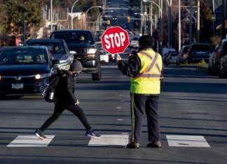 La Ville de Montréal et le Syndicat des brigadiers de Montréal concluent une entente de principe La Ville de Montréal et le Syndicat des brigadiers de Montréal concluent une entente de principe
