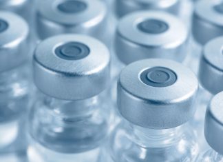 L’Alberta élargit l’administration de doses de rappel contre la COVID-19 à tous les Albertains âgés de 18 ans et plus L’Alberta élargit l’administration de doses de rappel contre la COVID-19 à tous les Albertains âgés de 18 ans et plus