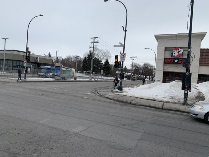 Québec : Écoles, bars et gyms sont fermés depuis 17h