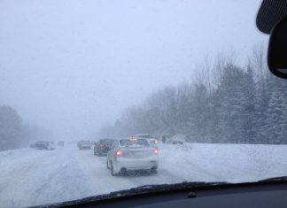 Un important carambolage sur l’A-40 Est à Yamachiche Un important carambolage sur l’A-40 Est à Yamachiche