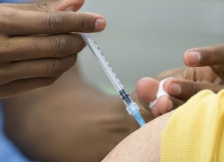 Clic Santé : Les 50 à 54 ans peuvent prendre rendez-vous pour leur 3e dose Clic Santé : Les 50 à 54 ans peuvent prendre rendez-vous pour leur 3e dose