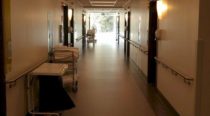 Coronavirus : resserrement des mesures concernant les accès pour les résidents en CHSLD, RI pour aînés et RPA Coronavirus : resserrement des mesures concernant les accès pour les résidents en CHSLD, RI pour aînés et RPA
