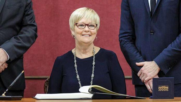 La députée péquiste Lorraine Richard met fin à sa carrière politique