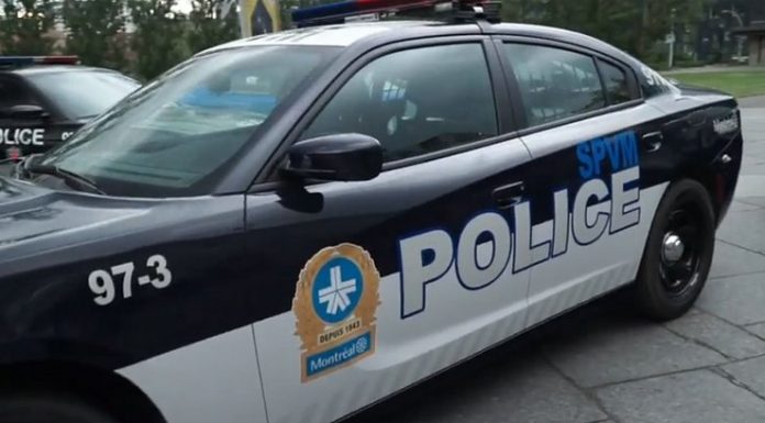 Boutique de téléphones: Le SPVM arrête trois suspects après une série de vols qualifiés Boutique de téléphones: Le SPVM arrête trois suspects après une série de vols qualifiés