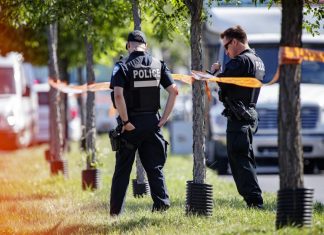 Fusillade dans l’arrondissement de Saint-Laurent: le SPVM arrête trois suspects Fusillade dans l’arrondissement de Saint-Laurent: le SPVM arrête trois suspects