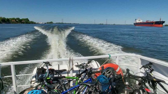 Montréal : Les navettes Fleuve à vélo sont de retour!