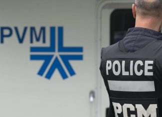Huit personnes arrêtées et 19 armes saisies par le SPVM Huit personnes arrêtées et 19 armes saisies par le SPVM