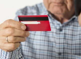 SPVM : Mise en garde contre la fraude ciblant les personnes âgées SPVM : Mise en garde contre la fraude ciblant les personnes âgées