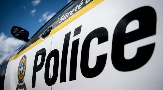 Un conducteur percute un septuagénaire et prend la fuite à Drummondville Un conducteur percute un septuagénaire et prend la fuite à Drummondville