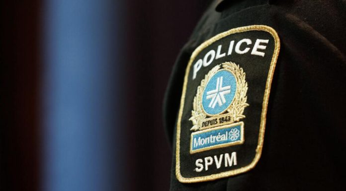 Un suspect arrêté dans l’affaire de l’événement tragique survenu dans une mosquée Un suspect arrêté dans l'affaire de l'événement tragique survenu dans une mosquée