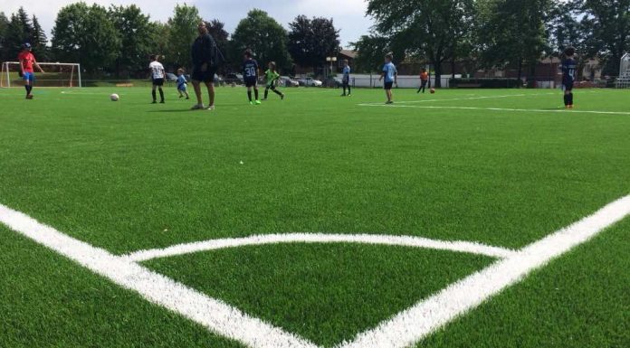 Rivière-des-Prairies–Pointe-aux-Trembles : début des travaux de réaménagement du terrain de soccer Rivière-des-Prairies–Pointe-aux-Trembles : début des travaux de réaménagement du terrain de soccer