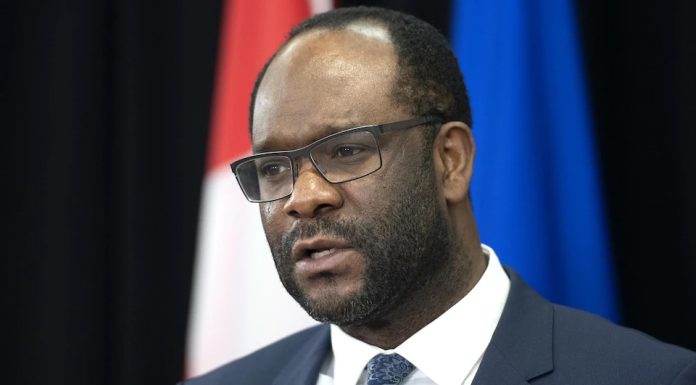 Soutenir les nouveaux arrivants et les économies rurales Soutenir les nouveaux arrivants et les économies rurales