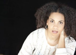 Mélanie Demers remporte le Prix du CALQ Mélanie Demers remporte le Prix du CALQ