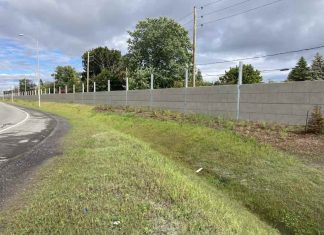 Québec : Un nouveau mur antibruit pour les citoyens de Repentigny Québec : Un nouveau mur antibruit pour les citoyens de Repentigny