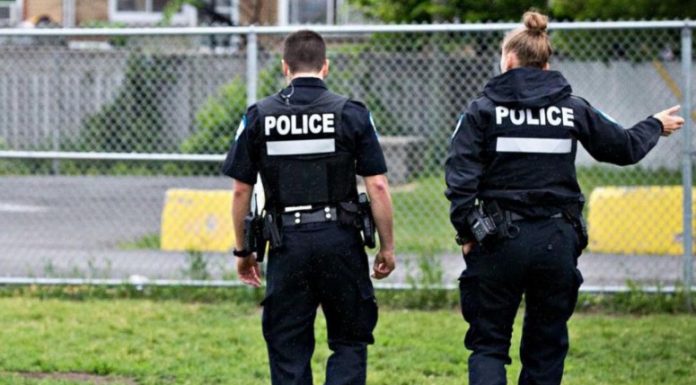 Agression dans un commerce de Montréal: deux suspects interpellés par le SPVM Agression dans un commerce de Montréal: deux suspects interpellés par le SPVM