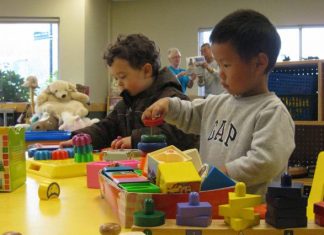 Soutien accru aux éducateurs de la petite enfance en Alberta Soutien accru aux éducateurs de la petite enfance en Alberta