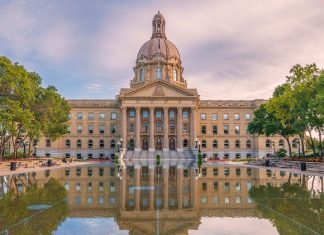 Mise en candidature pour la plus haute distinction de l’Alberta Mise en candidature pour la plus haute distinction de l’Alberta