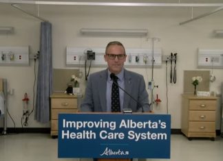 Alberta : Soutenir les infirmiers formés à l’étranger Alberta : Soutenir les infirmiers formés à l'étranger