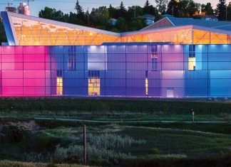 Le centre TELUS Spark est sélectionné pour recevoir une subvention d’équipement Le centre TELUS Spark est sélectionné pour recevoir une subvention d'équipement