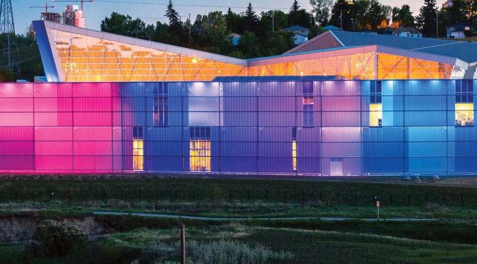 Le centre TELUS Spark est sélectionné pour recevoir une subvention d’équipement Le centre TELUS Spark est sélectionné pour recevoir une subvention d'équipement