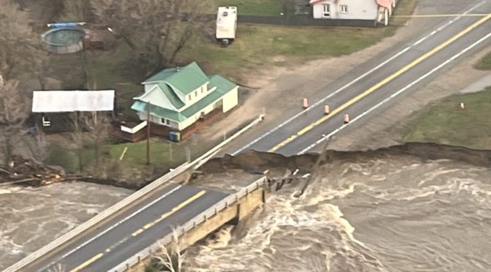 Inondations dans Charlevoix : la route 138 rouvre enfin aujourd’hui Inondations dans Charlevoix : la route 138 rouvre enfin aujourd'hui