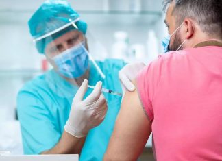 COVID Vaccine Scheduling: Walgreens and CVS Adapt for Omicron XBB.1.5 Targeting COVID Vaccine Scheduling: Walgreens and CVS Adapt for Omicron XBB.1.5 Targeting