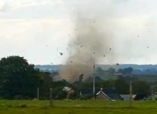 Une Tornade Frappe la Mayenne Une Tornade Frappe la Mayenne