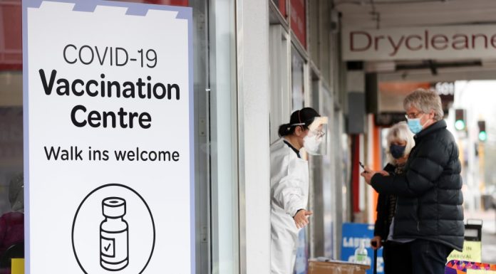 Walgreen’s and CVS Begin Scheduling Appointments for Updated COVID Vaccine Walgreen's and CVS Begin Scheduling Appointments for Updated COVID Vaccine