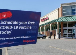 Walgreens COVID Vaccine Scheduling: Who should get the updated vaccine? Walgreens COVID Vaccine Scheduling: Who should get the updated vaccine?