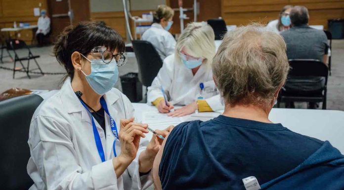 Clic Santé – Début de la vaccination : 580 000 Québécois ont pris rendez-vous Clic Santé - Début de la vaccination : 580 000 Québécois ont pris rendez-vous