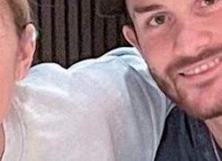 Céline Dion préoccupée par l’état de son fils Nelson après la réconciliation familiale Céline Dion préoccupée par l'état de son fils Nelson après la réconciliation familiale