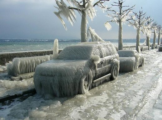 Le Verglas Catastrophe de 1998 : Un Risque de Répétition en 2023 ? Le Verglas Catastrophe de 1998 : Un Risque de Répétition en 2023 ?