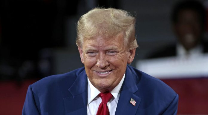 Trump sur l’attaque en Floride : « Seuls les présidents importants se font tirer dessus ! » Donald Trump se vante que "seuls les présidents importants se font tirer dessus"